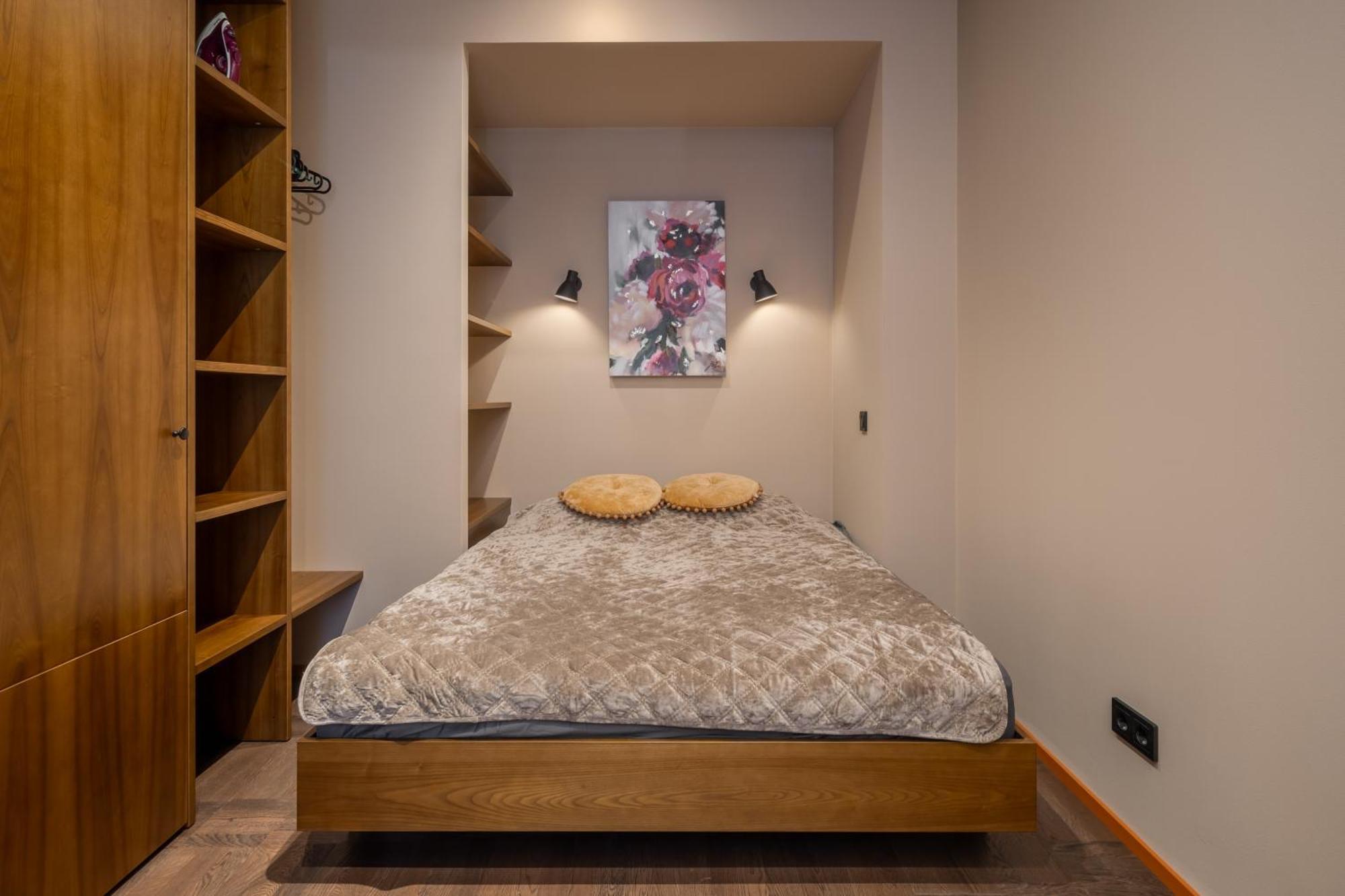 Stylish Old Town Apartment On Mucenieku Street Riga Exterior foto